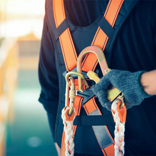 COMPLETE RANGE OF FALL PROTECTION EQUIPMENT ALL TO CE EN STANDARDS